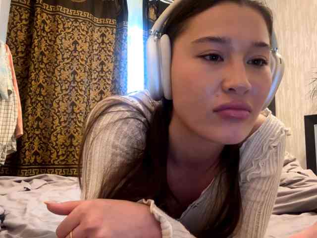 LakishaYanish webcam