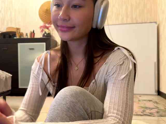 LakishaYanish webcam