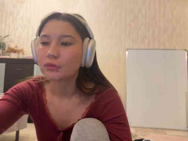 LakishaYanish webcam