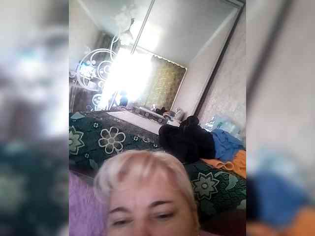 Kabiriya100344 webcam