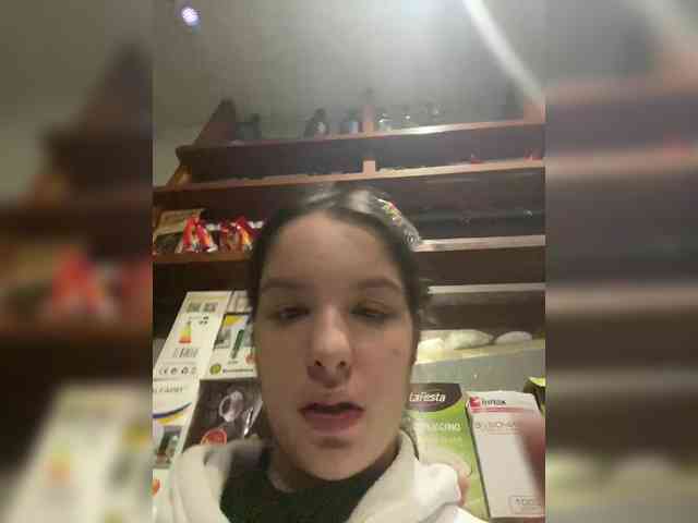 maria2033 webcam