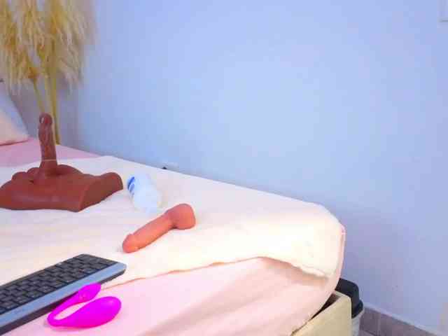 pequitasmedusa webcam