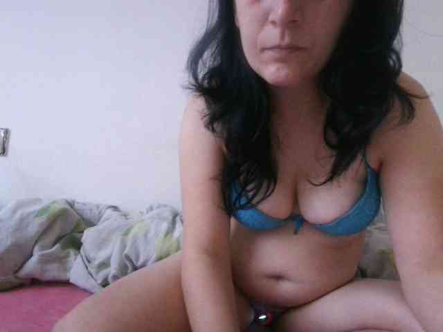 Larasaintporn webcam