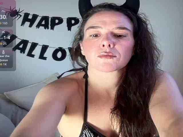 MilkHoneyLullabies webcam