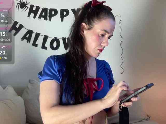 MilkHoneyLullabies webcam