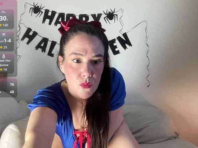 MilkHoneyLullabies webcam