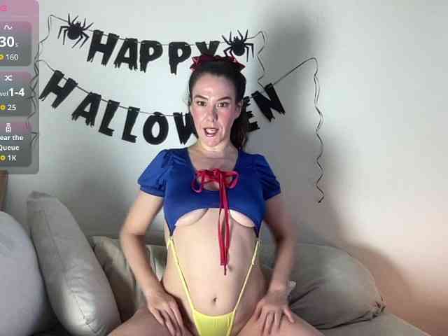MilkHoneyLullabies webcam