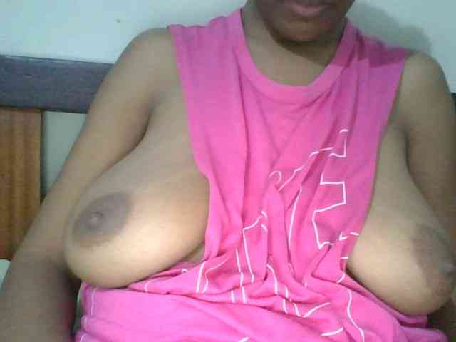 sweetboobies20 webcam