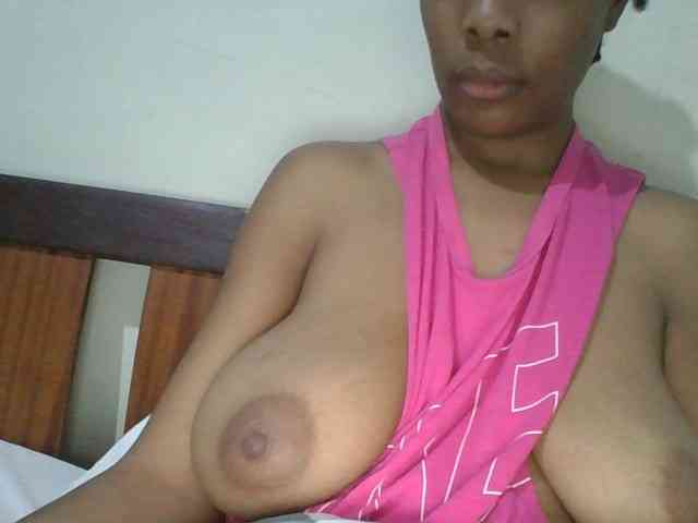 sweetboobies20 webcam