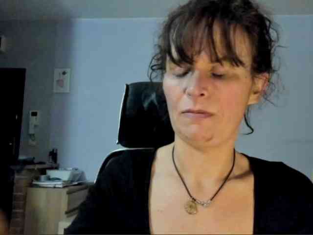 KathyLove1 webcam