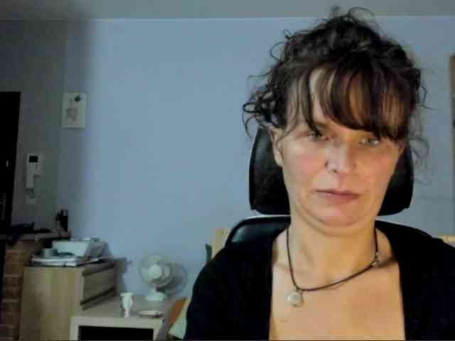 KathyLove1 webcam