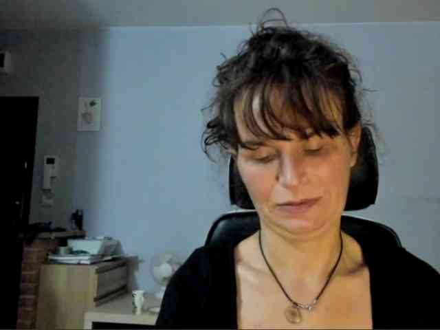 KathyLove1 webcam