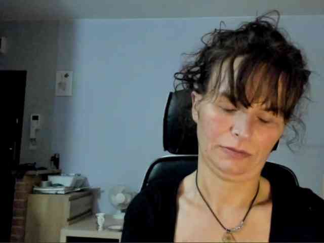 KathyLove1 webcam