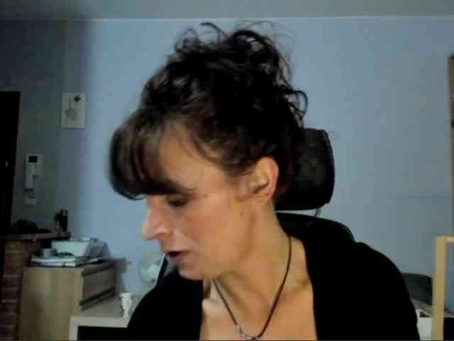 KathyLove1 webcam