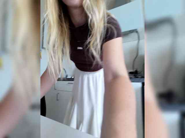 SweetyUAngel webcam