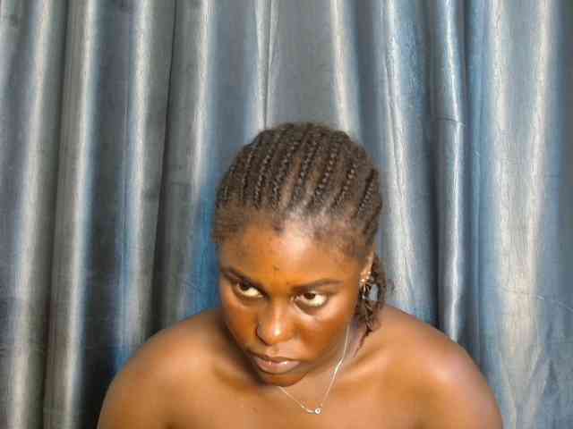Chocoslut22 webcam
