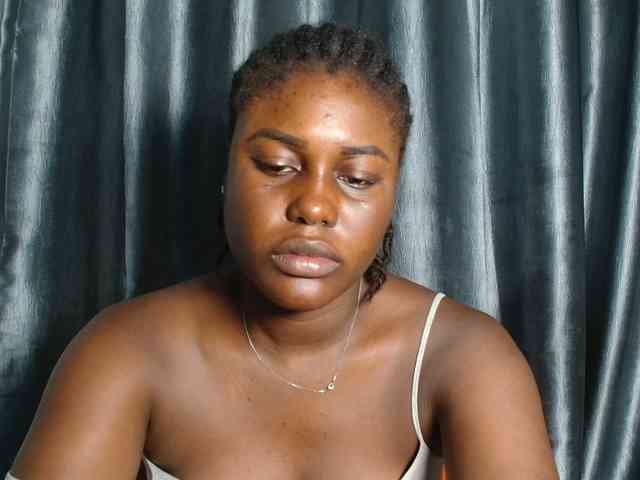Chocoslut22 webcam
