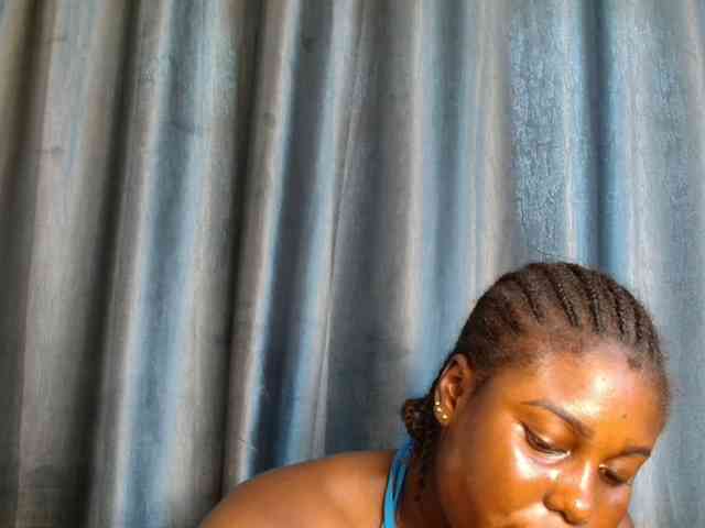 Chocoslut22 webcam