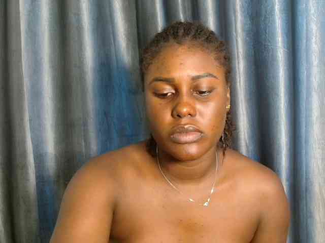 Chocoslut22 webcam
