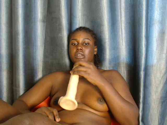 Chocoslut22 webcam