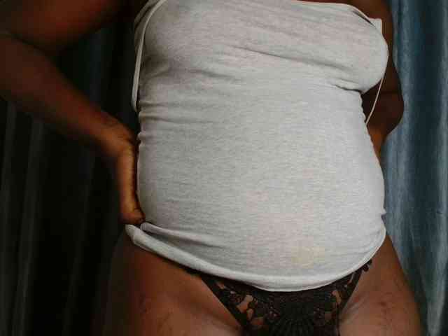 Chocoslut22 webcam