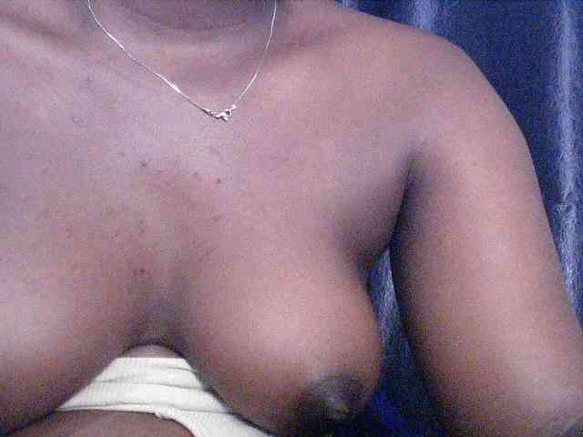 Chocoslut22 webcam