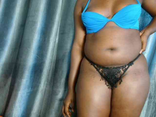 Chocoslut22 webcam