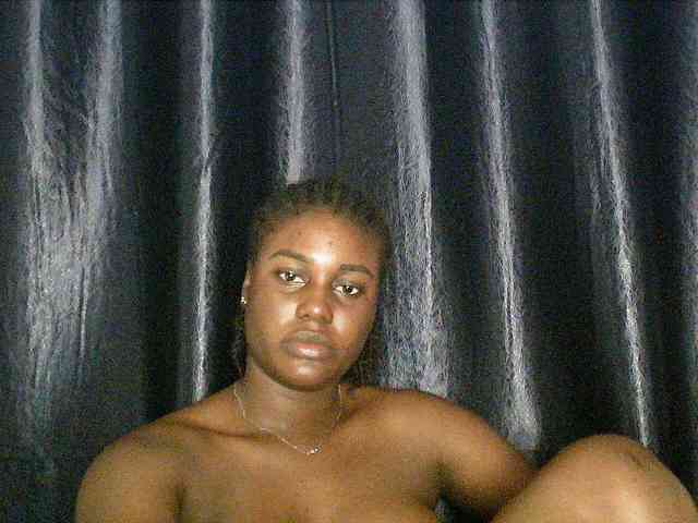 Chocoslut22 webcam
