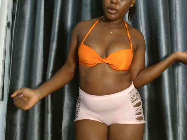 Chocoslut22 webcam