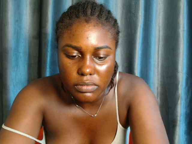 Chocoslut22 webcam