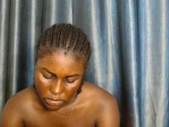 Chocoslut22 webcam