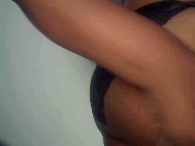 Freakyslut5 webcam