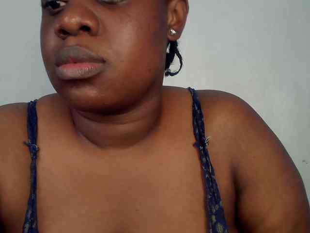Freakyslut5 webcam