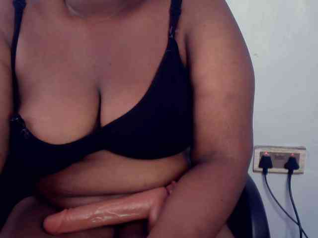 Freakyslut5 webcam