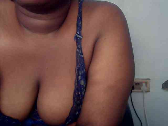 Freakyslut5 webcam