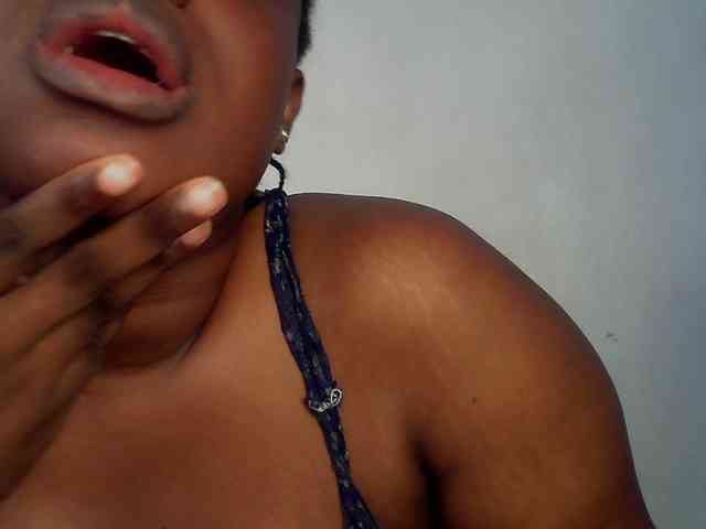 Freakyslut5 webcam