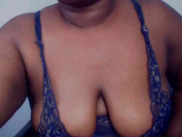 Freakyslut5 webcam