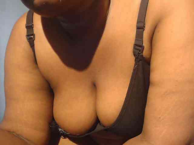 Freakyslut5 webcam