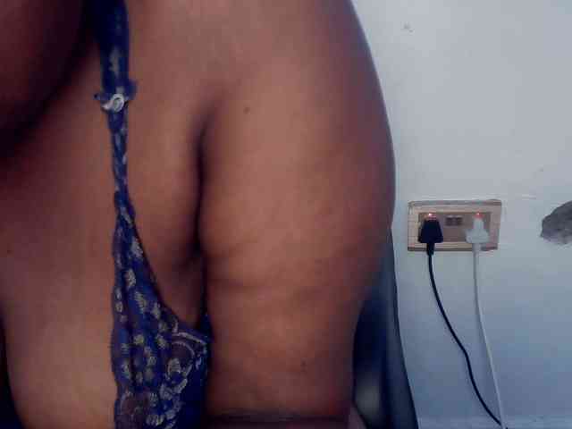 Freakyslut5 webcam
