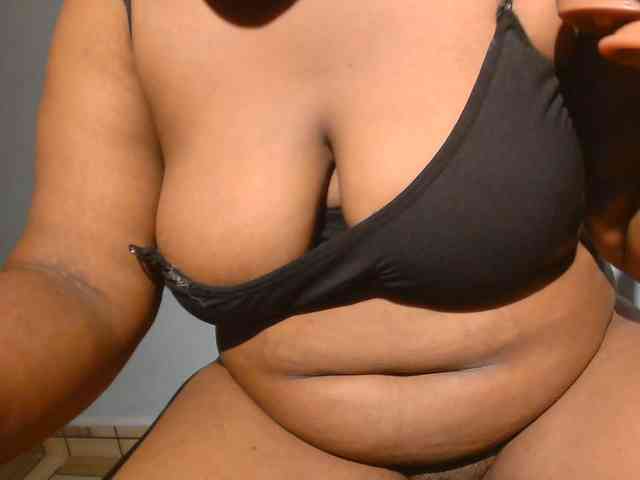 Freakyslut5 webcam