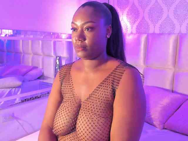 EvelynBrooks webcam