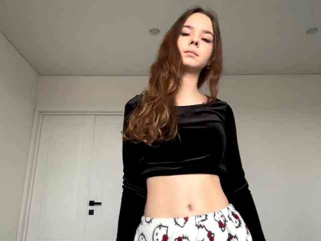 Lil-RO-XO webcam