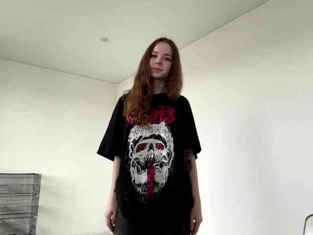 Lil-RO-XO webcam