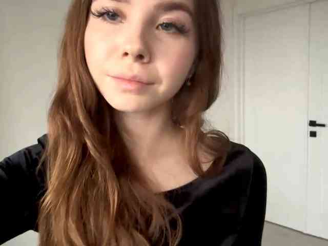 Lil-RO-XO webcam