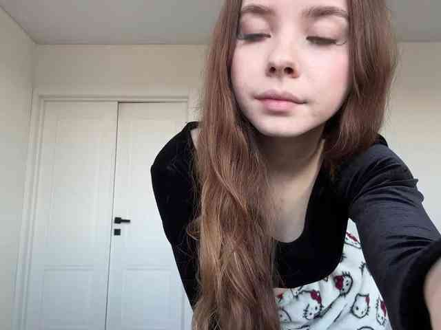 Lil-RO-XO webcam