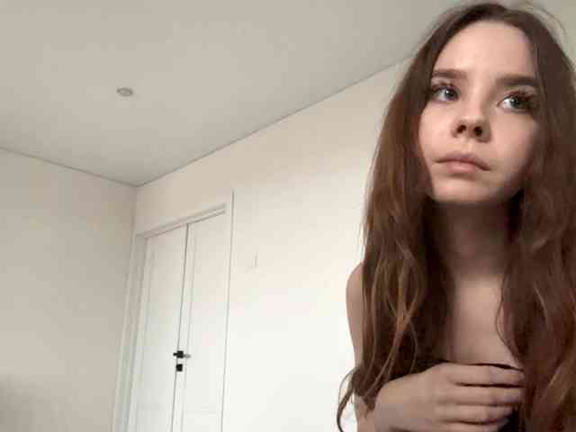 Lil-RO-XO webcam