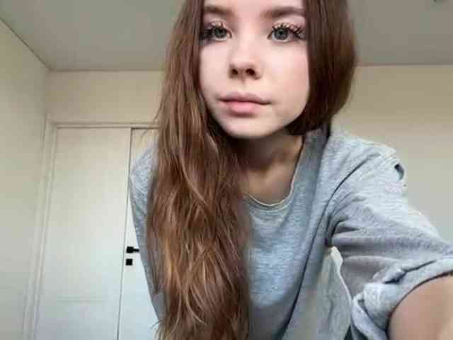 Lil-RO-XO webcam