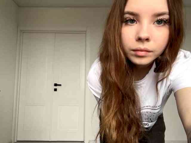Lil-RO-XO webcam