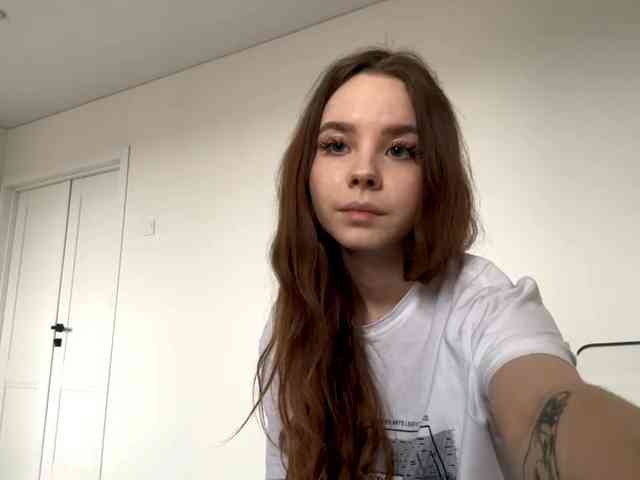 Lil-RO-XO webcam