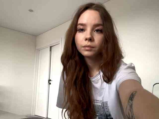 Lil-RO-XO webcam
